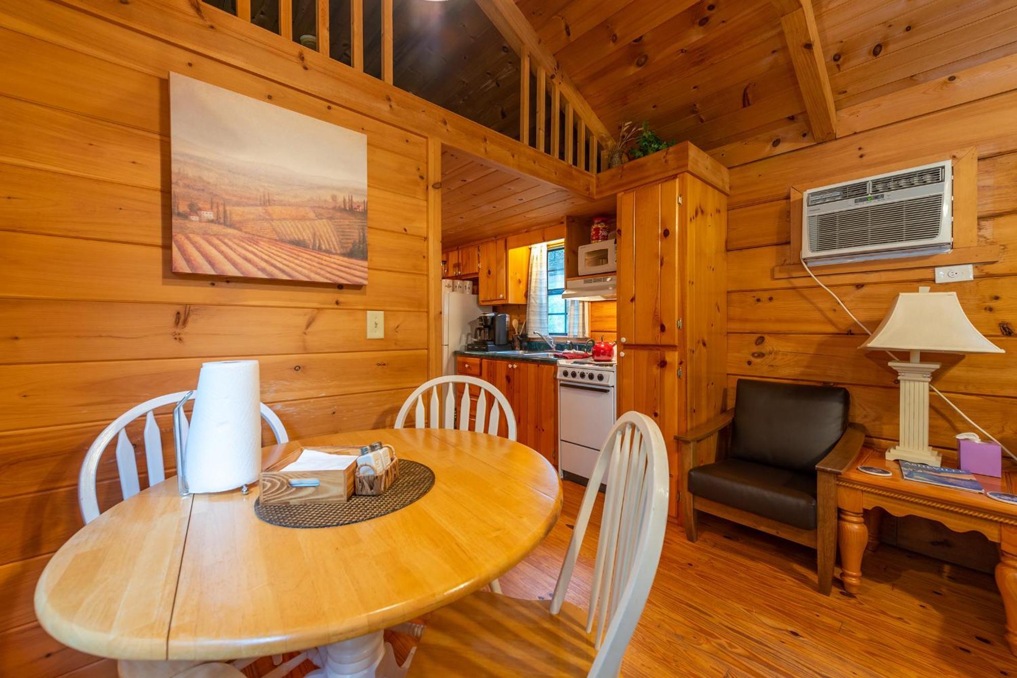 Engadine Inn And Cabins Candler Kültér fotó