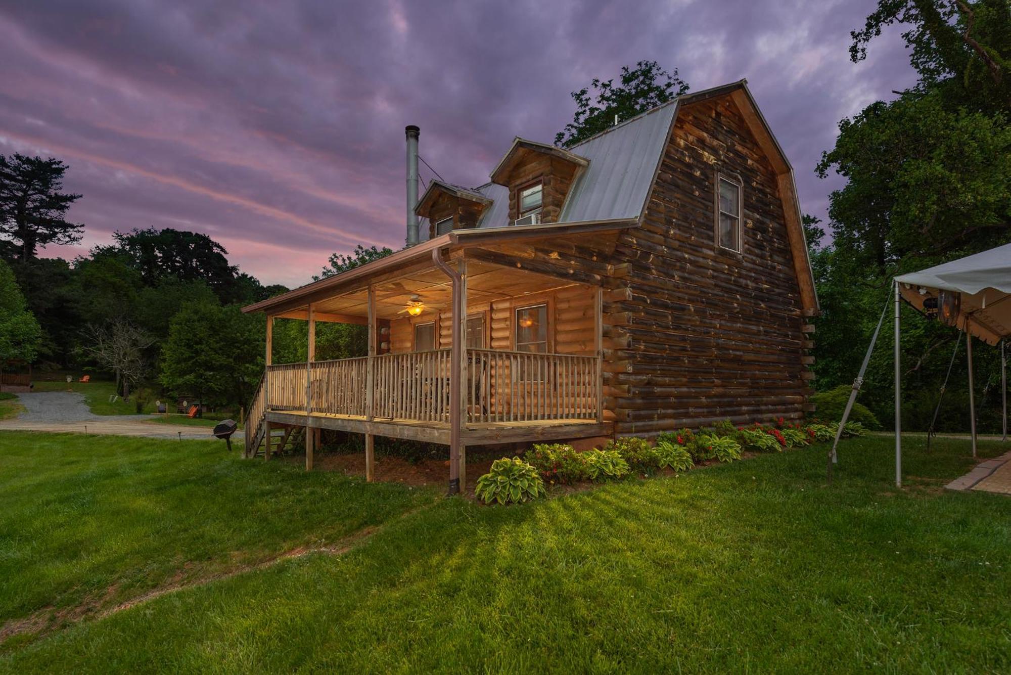 Engadine Inn And Cabins Candler Kültér fotó